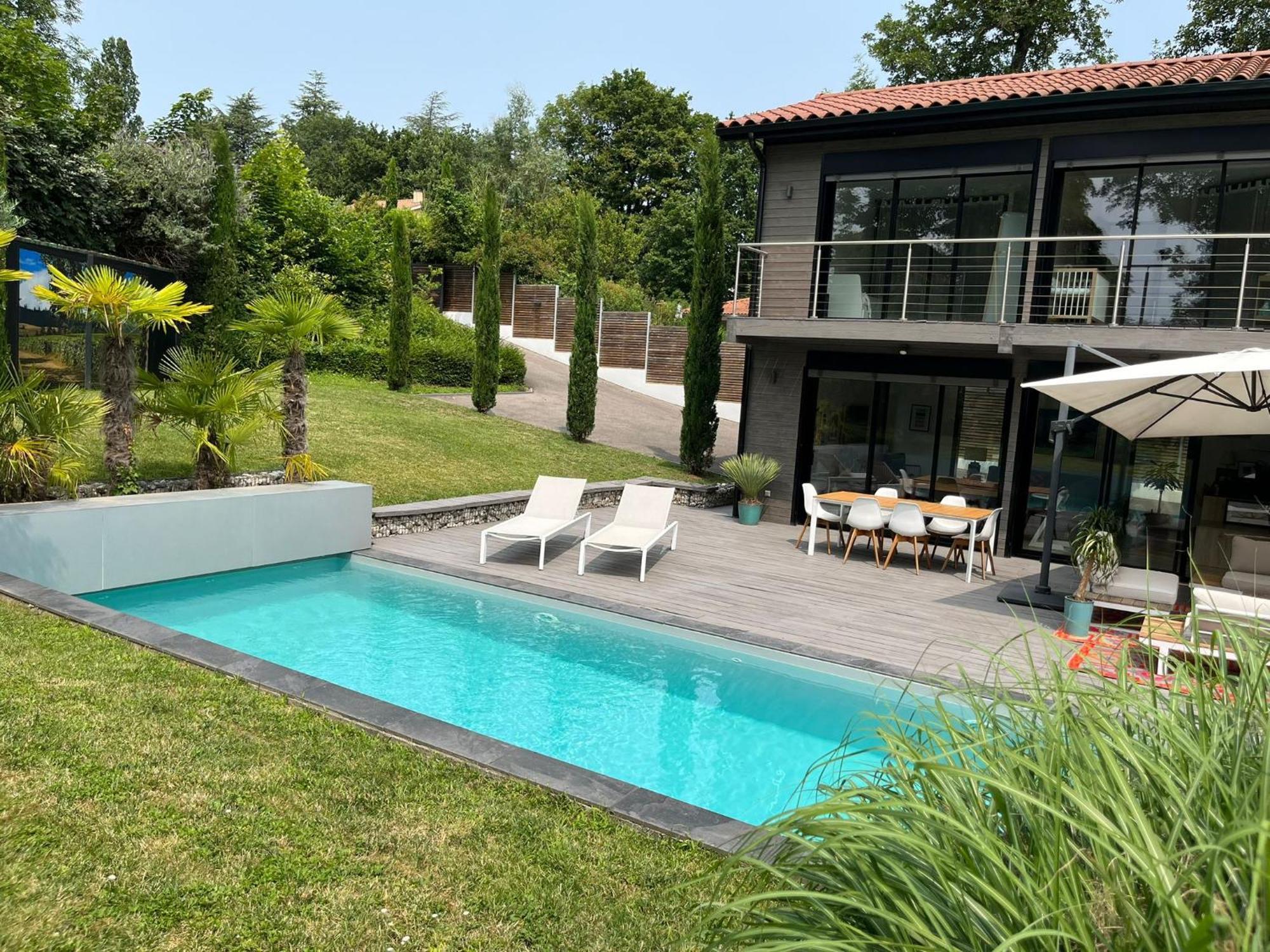 Villa Piscine A Proximite De Lyon Chaponost Buitenkant foto