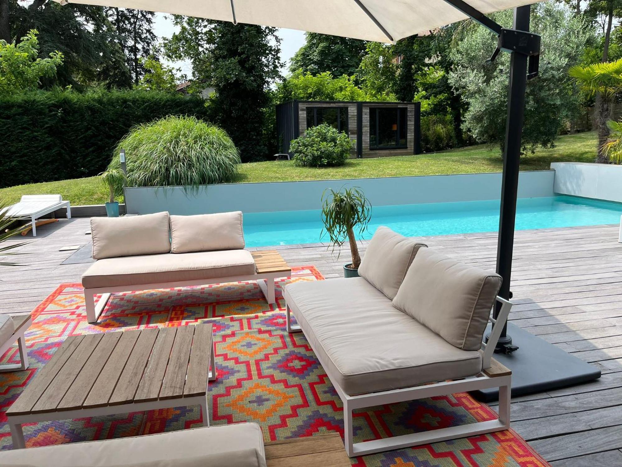 Villa Piscine A Proximite De Lyon Chaponost Buitenkant foto